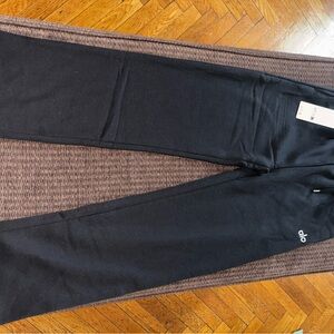 Black ALO Yoga Unisex Sweat Pants Size M